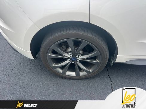 Used 2016 Ford Edge Sport w/ Equipment Group 401A AWD/4WD image 11