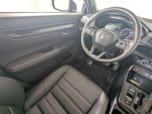 Used 2024 Honda CR-V Sport-L image 9
