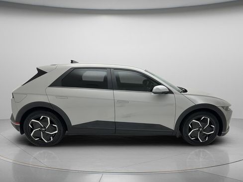 Used 2023 Hyundai Ioniq 5 SEL AWD/4WD image 4