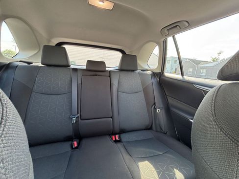 Used 2025 Toyota RAV4 XLE w/ Convenience Package AWD/4WD image 39