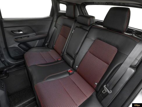 New 2026 Nissan Kicks SR AWD/4WD image 11