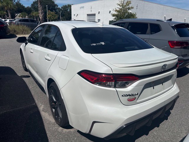 Used 2024 Toyota Corolla SE w/ SE Premium Package FWD image 8