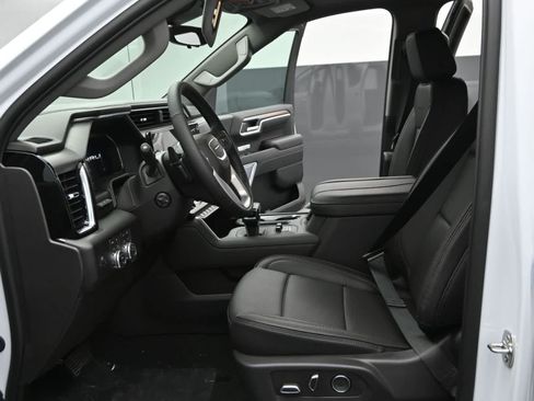 New 2026 GMC Sierra 1500 Denali w/ Denali Reserve Package AWD/4WD image 17