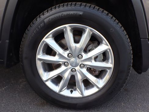 Used 2014 Jeep Cherokee Limited AWD/4WD image 45