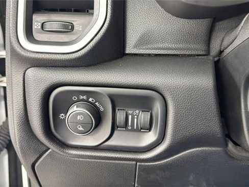 Used 2024 RAM 2500 Laramie image 33