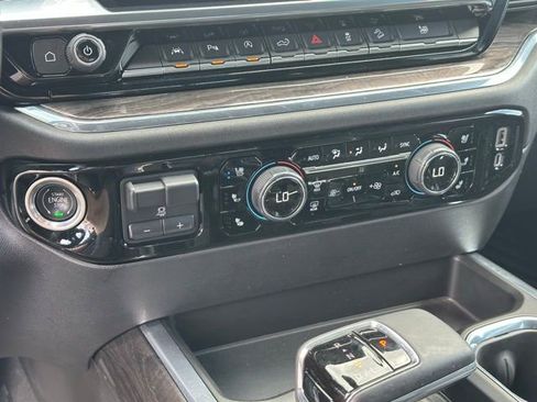 Certified 2023 Chevrolet Silverado 1500 LTZ AWD/4WD image 10