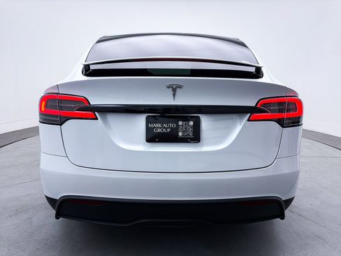 Used 2023 Tesla Model X image 13