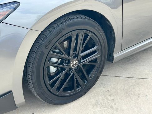 Certified 2025 Toyota Camry SE FWD image 9