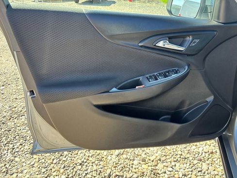 Used 2024 Chevrolet Malibu LT image 34