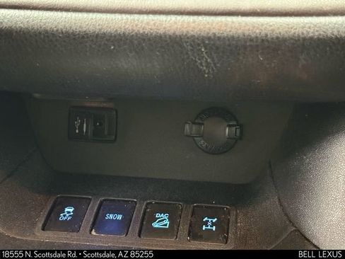 Used 2015 Toyota Highlander Limited Platinum image 23