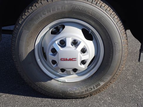 New 2025 GMC Sierra 3500 Pro w/ Convenience Package image 36