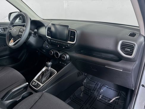 New 2026 Hyundai Venue SEL image 27