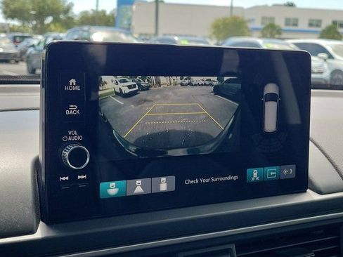 Certified 2023 Honda Pilot Touring image 25