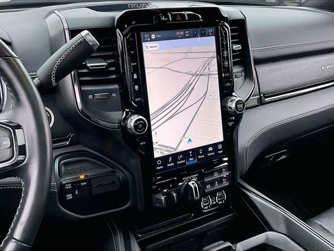 Used 2024 RAM 2500 Limited image 6