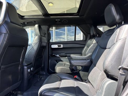 Used 2021 Ford Explorer ST w/ ST Street Pack AWD/4WD image 30