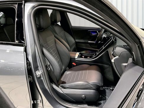 Used 2024 Mercedes-Benz C 300 4MATIC Sedan image 29