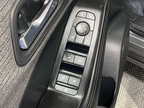 Used 2023 Nissan Rogue SV AWD/4WD image 20