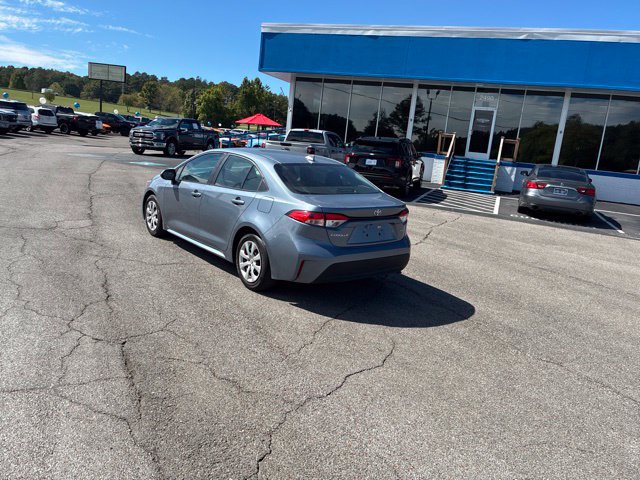 Used 2025 Toyota Corolla LE FWD image 28