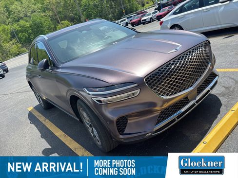 Used 2023 Genesis GV70 2.5T w/ Advanced Package AWD/4WD image 3