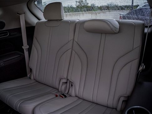 Used 2022 Genesis GV80 3.5T Advanced + image 31