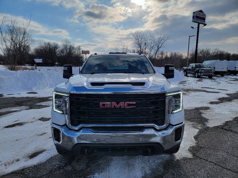 Used 2023 GMC Sierra 2500 Pro w/ Convenience Package image 2