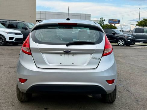 Used 2013 Ford Fiesta S w/ Convenience Pkg FWD image 3