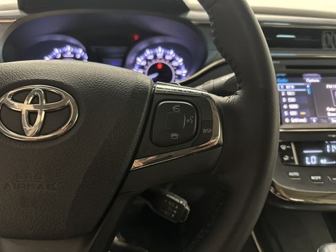 Used 2016 Toyota Avalon XLE Premium FWD image 20