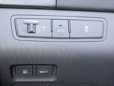 Used 2011 Hyundai Sonata SE image 12