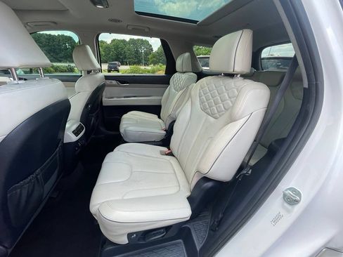 Used 2021 Hyundai Palisade Limited FWD image 26
