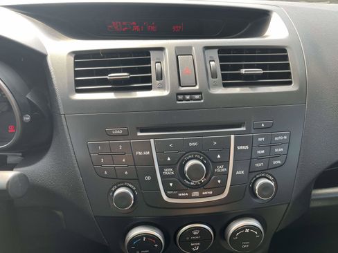 Used 2012 MAZDA MAZDA5 Sport FWD image 15
