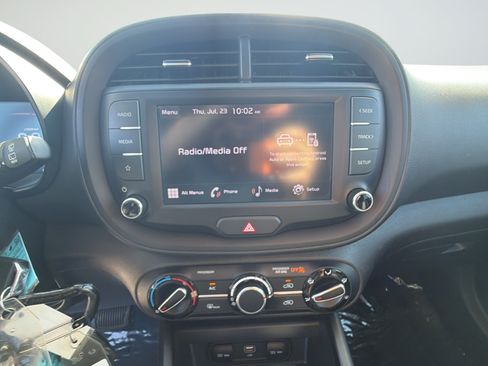 Used 2024 Kia Soul LX w/ Option Group 015 FWD image 23