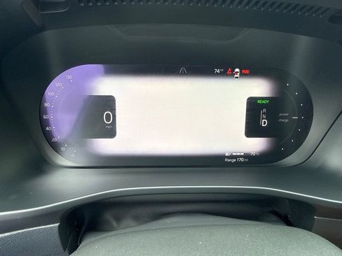 Used 2023 Volvo C40 P8 Recharge Plus AWD/4WD image 31