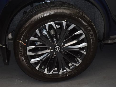 New 2026 Nissan Rogue Platinum w/ Platinum Premium Package image 5