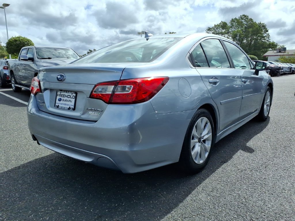 Used 2017 Subaru Legacy 2.5i Premium AWD/4WD image 19