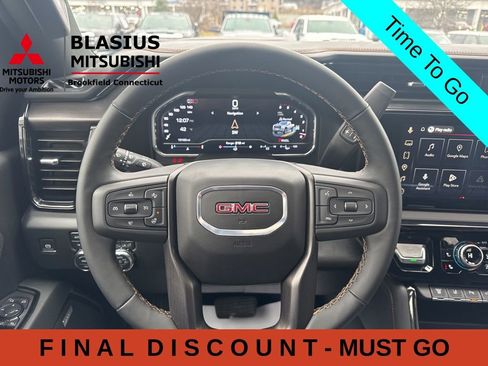 Used 2025 GMC Sierra 2500 AT4 w/ AT4 Premium Plus Package AWD/4WD image 25