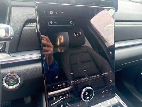 New 2027 GMC Terrain Elevation w/ Elevation Premium Package AWD/4WD image 13