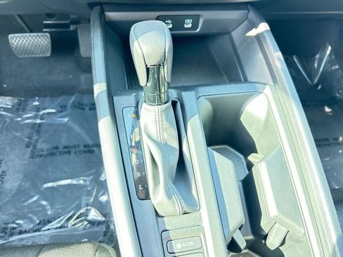 Used 2024 Honda Accord LX image 18
