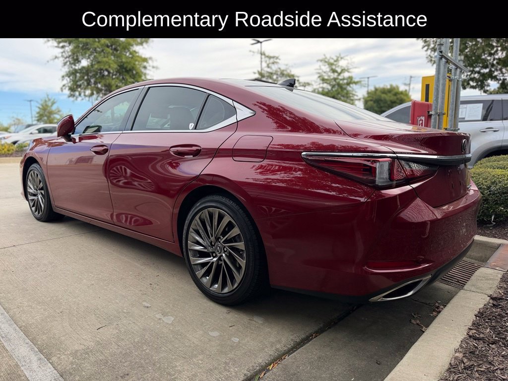 Used 2025 Lexus ES 350 Ultra Luxury FWD image 3
