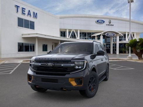 New 2026 Ford Expedition Tremor image 2