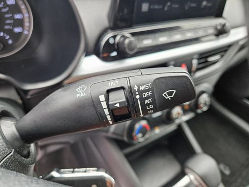 Used 2024 Kia Forte LXS FWD image 14