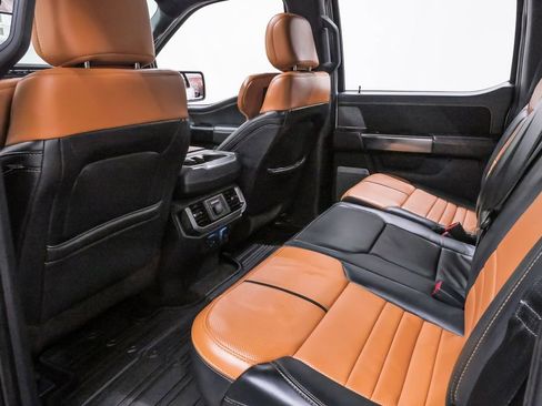 Used 2021 Ford F150 Platinum w/ FX4 Off-Road Package image 11