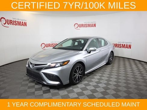 Used 2023 Toyota Camry SE FWD image 2