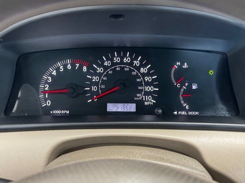 Used 2007 Toyota Corolla LE FWD image 12