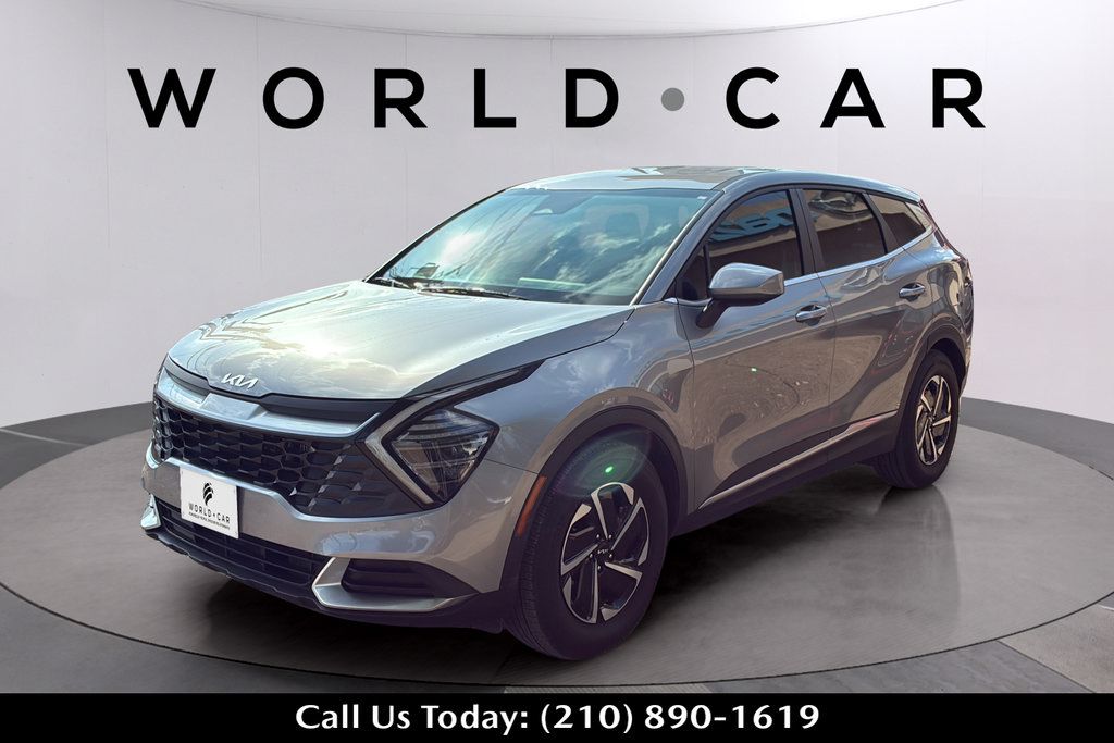 Used 2025 Kia Sportage LX FWD image 10