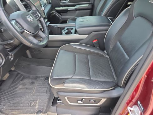 Used 2023 RAM 1500 Laramie AWD/4WD image 21