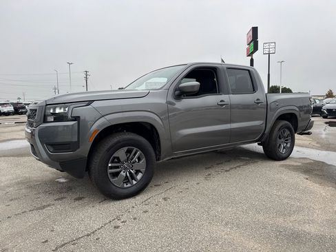 New 2026 Nissan Frontier SV w/ Tow Package image 1