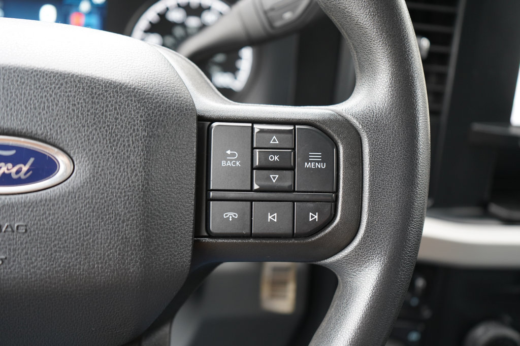 Used 2024 Ford F550 4x4 SuperCab Super Duty image 15