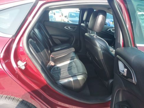Used 2016 Chrysler 200 Limited FWD image 28