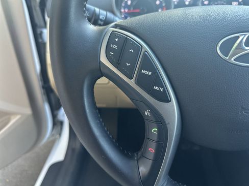 Used 2013 Hyundai Elantra Limited image 14