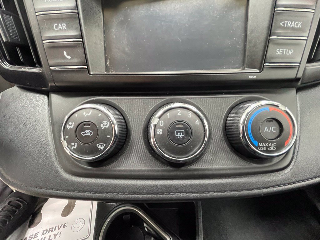 Used 2016 Toyota RAV4 LE AWD/4WD image 19